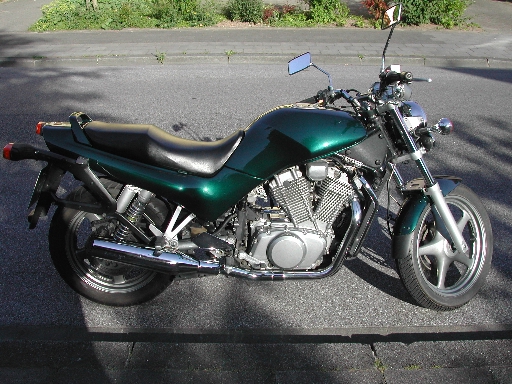 Kawasaki_VS_800_unlackliert